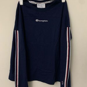 Champion Long Sleeved Tee